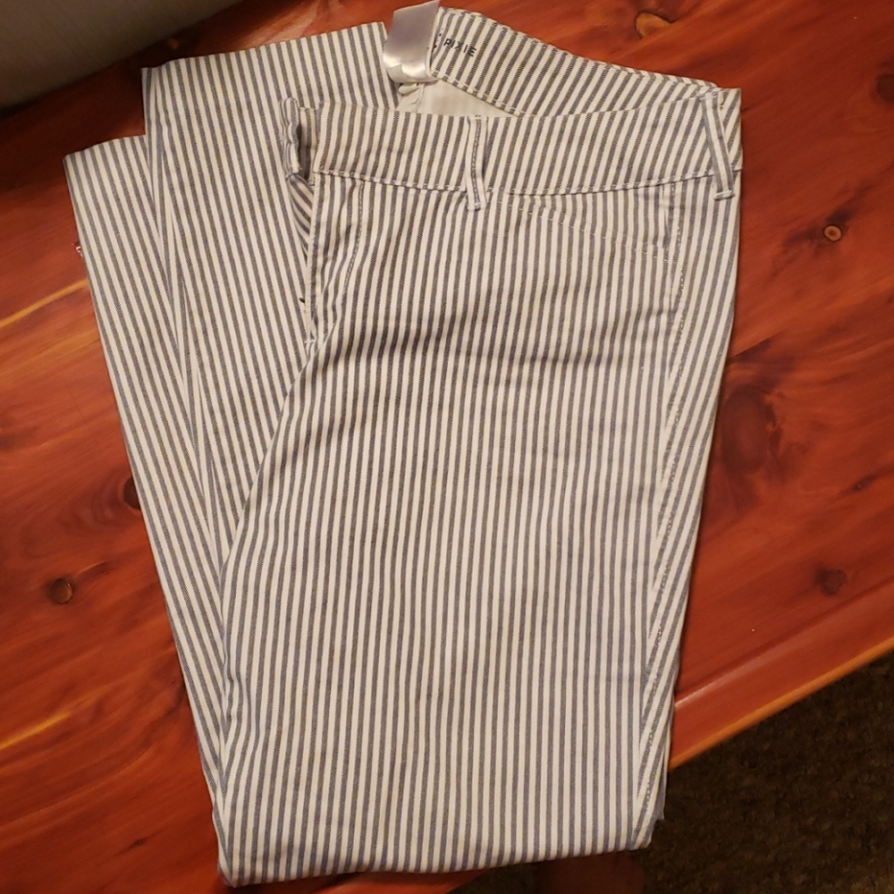 Mid-rise Pixie pants